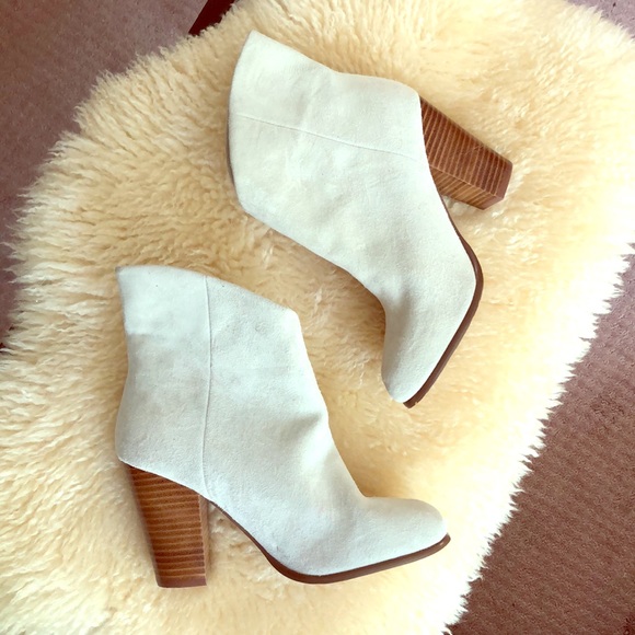 Joe's Jeans Shoes - Suede Joe’s Boots white sz 7 Joe's Jeans Shoes - Suede Joe’s Boots white sz 7